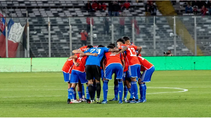 La formación de Chile para enfrenar a Ecuador.