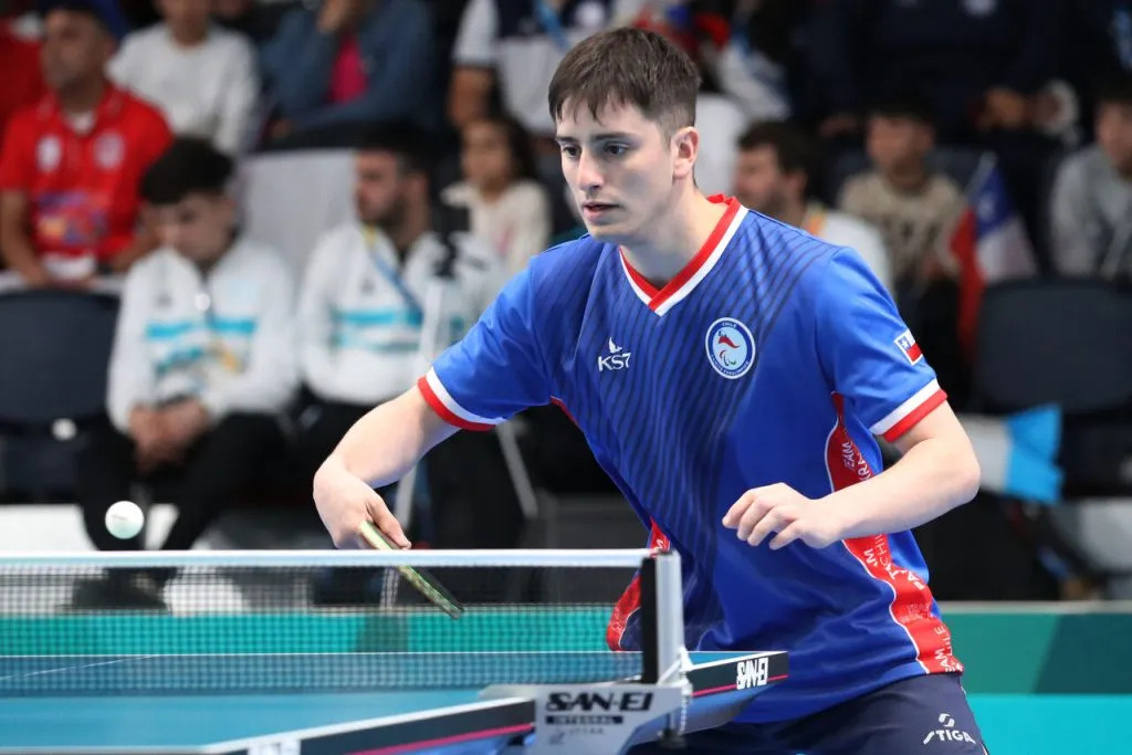 Armin Rosas logra la primera medalla para el Team Para Chile. Créditos: Dragomir Yankovic/Parapanamericanos STGO 2023 via Photosport