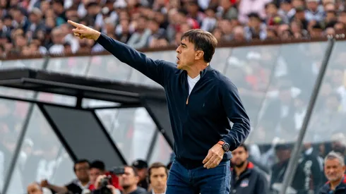 Gustavo Quinteros debe decidir su futuro. | Imagen: Guille Salazar/DaleAlbo