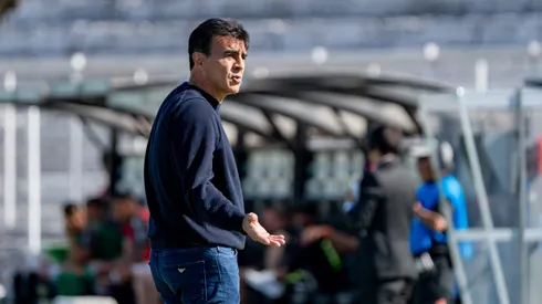 Herrera se juega todas sus fichas por Quinteros como DT de Chile.