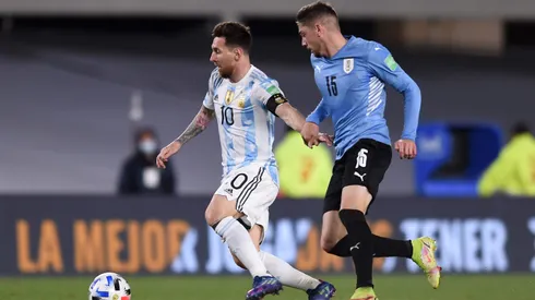 Argentina enfrenta a Uruguay.