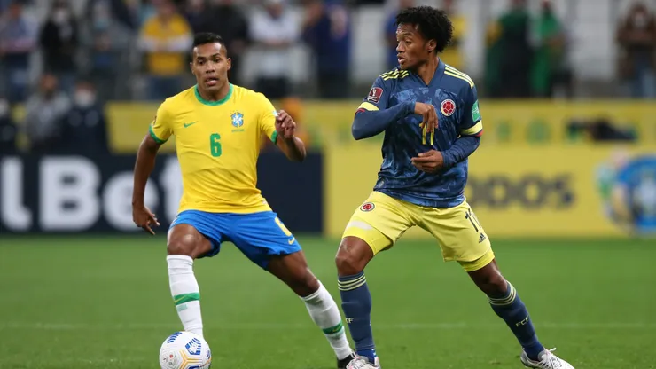 Colombia enfrenmta a Brasil por Eliminatorias.
