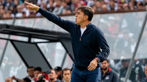 Desde Blanco y Negro comentan la posible renovación de Quinteros en Colo Colo