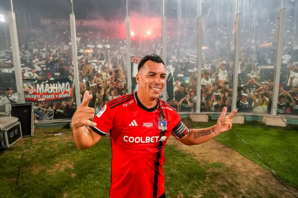 Esteban Paredes volverá a defender Colo Colo. Fuente: Guille Salazar/DaleAlbo