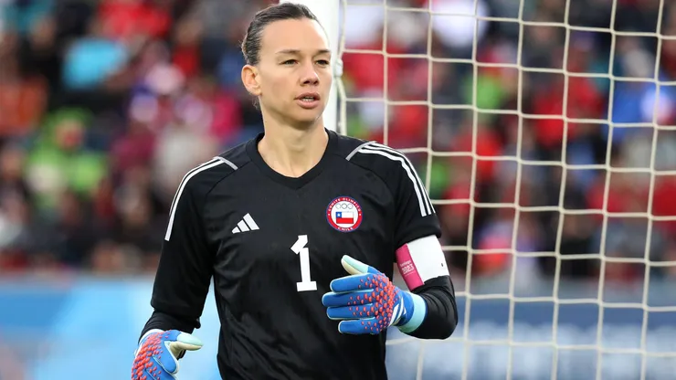 Christiane Endler renunció a La Roja.
