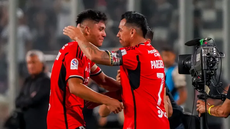 Esteban Paredes clama por el llamado de Damián Pizarro a la Roja en Eliminatorias.