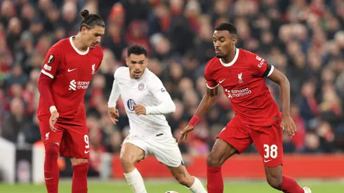 Suazo y Toulouse van por su revancha frente a Liverpool en Europa League.