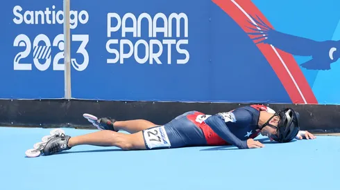 Emanuelle Silva sufre dura caída en Santiago 2023.