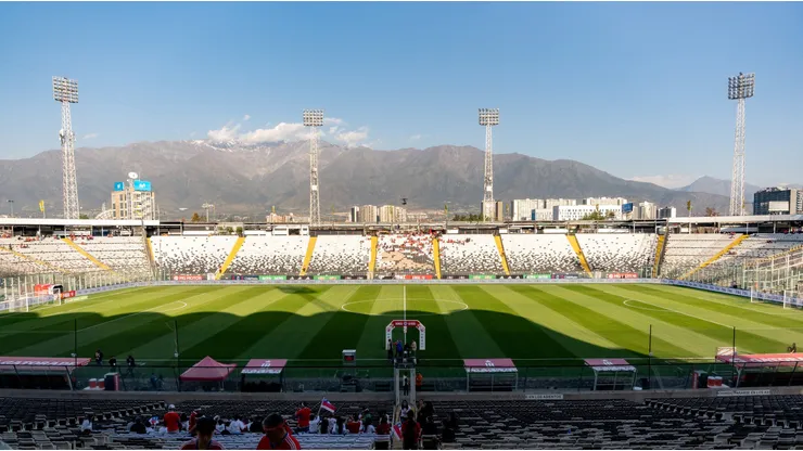 Los intensos trabajos de Colo Colo para recuperar el Monumental.