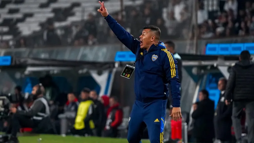 Colo Colo retoma contactos con Jorge Almirón