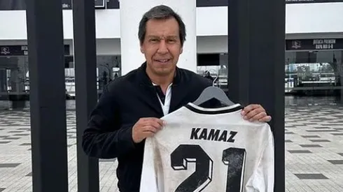 Herrera subasta en monto millonario la camiseta histórica de Colo Colo.