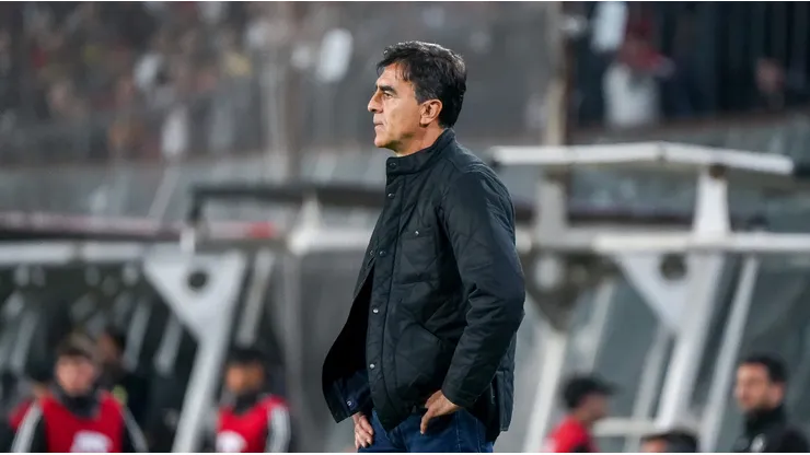 ¡Ojo Colo Colo! Racing toma decisión con Gustavo Quinteros