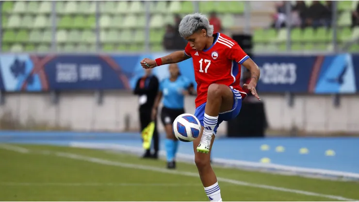 La difícil tarea para la posible llegada de Pinilla a Colo Colo femenino.