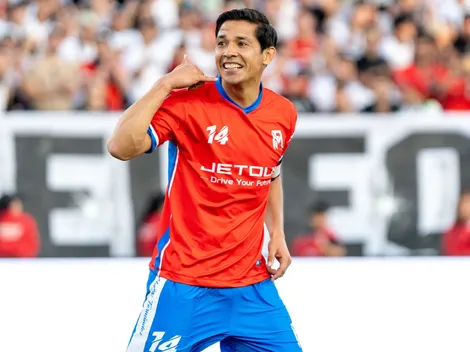 Matías Fernández anota golazo de mitad de cancha en amistoso