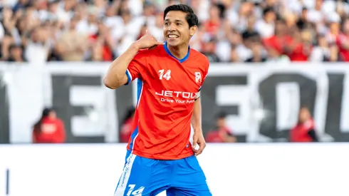 El tremendo golazo de Matías Fernández en amistoso.