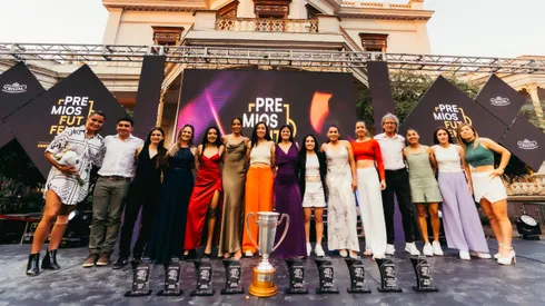 ¡Colo Colo femenino arrasa en los Premios FutFem!