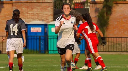 Catalina Muñoz ganadora a la mejor jugadora del fútbol formativo.