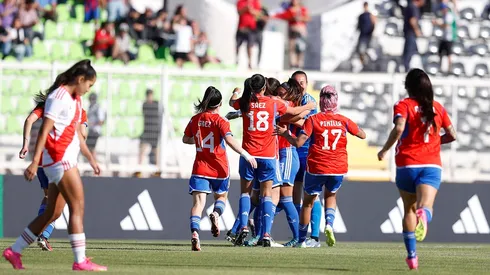 El golazo de Anaís Cifuentes en Chile Femenino.