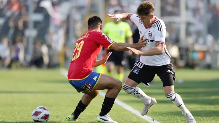 Balde de agua fría: Unión Española aprovecha un error defensivo de Colo Colo para marcar el 1 a 0.