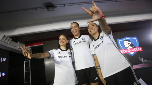 Torrero da luces de la camiseta de arqueros en Colo Colo.