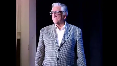 La vida de Mario Barrientos, tenor e ingeniero chileno.