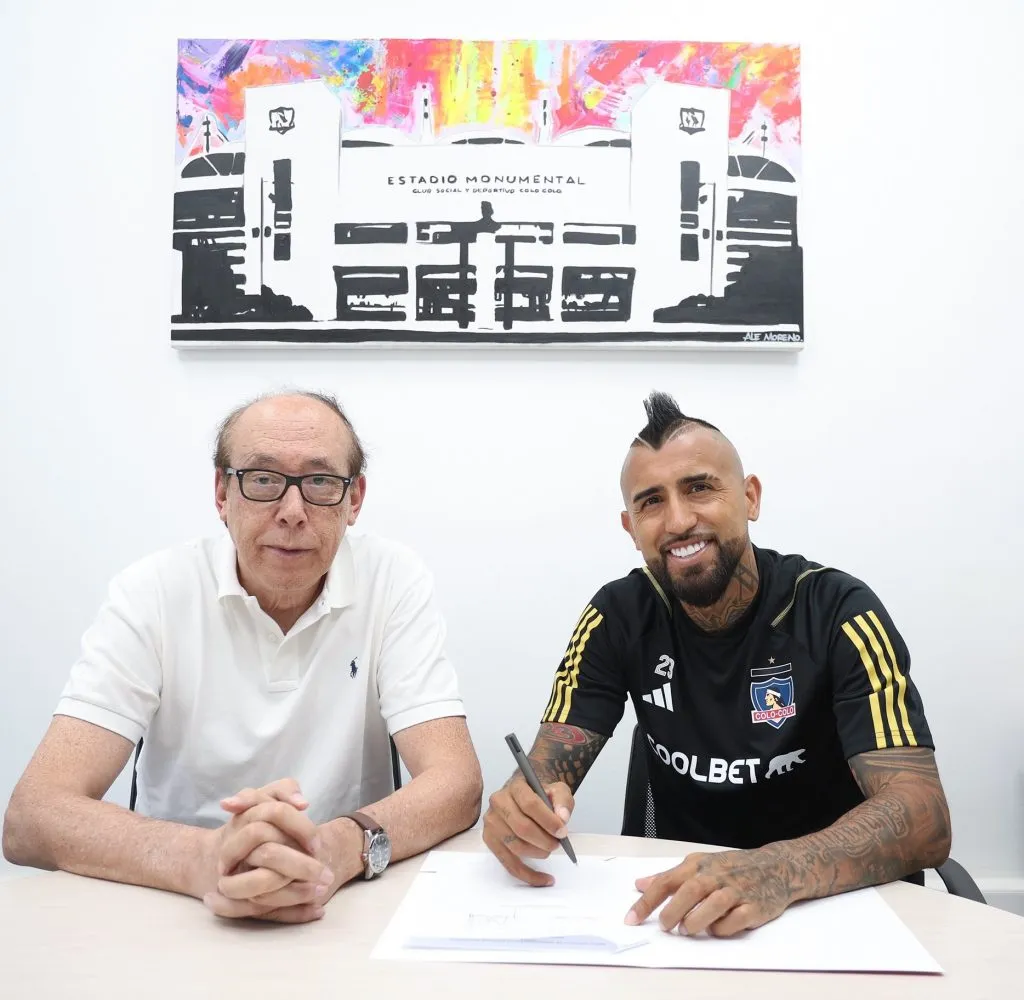 Blanco y Negro sólo ha amarrado la llegada de Arturo Vidal en este mercado de pases.