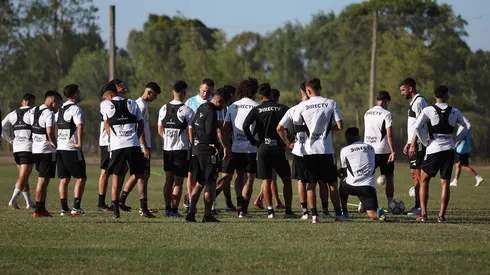 Los jugadores de Colo Colo que pueden salir a préstamo.
