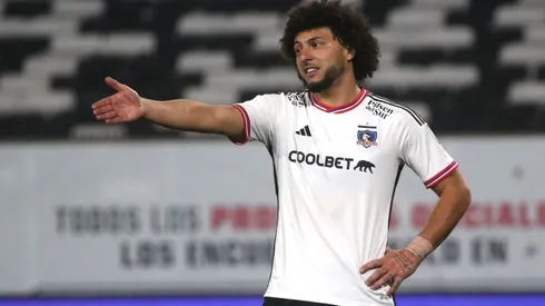 Maximiliano Falcón sobre la búsqueda de otro defensa en Colo Colo.