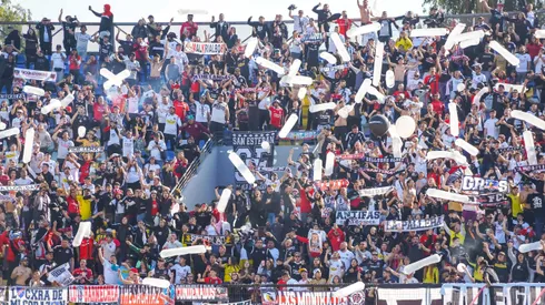 ¿Debutará Vidal? Inicia venta de entradas para amistoso de Colo Colo.