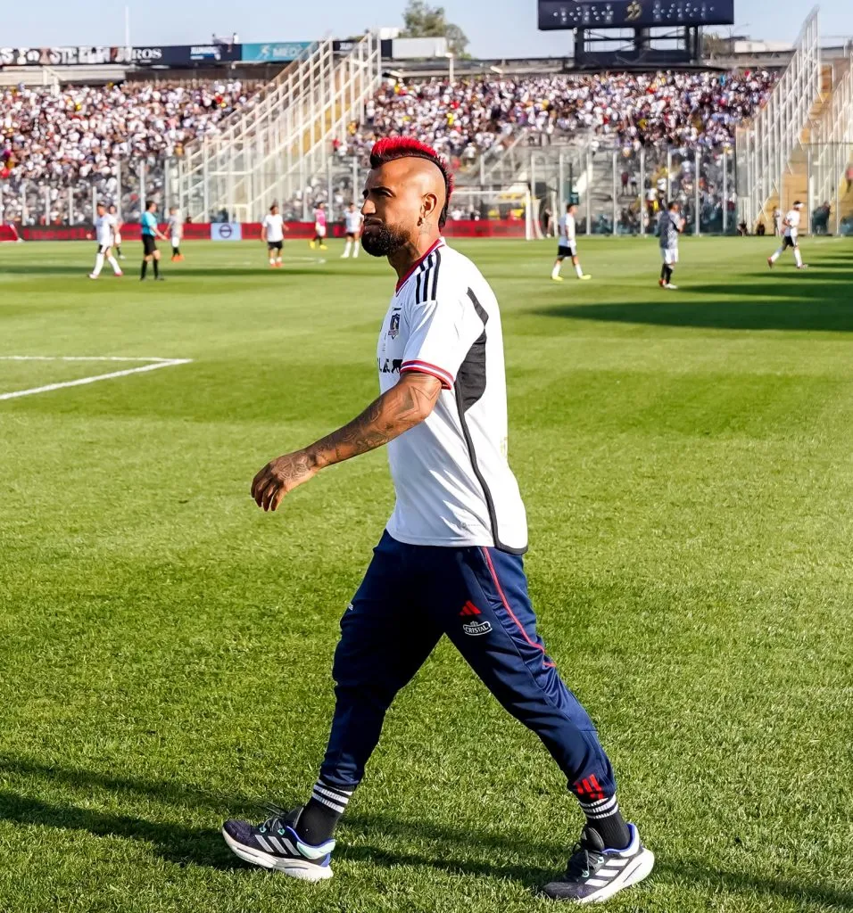 Los días pasan y siguen sin haber buenas nuevas en el fichaje de Arturo Vidal en Colo Colo.