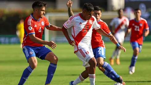 Chile cayó ante Perú en su debut en el Preolímpico.