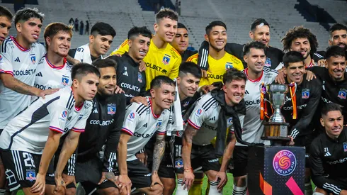 La intensa lucha por el mediocampo de Colo Colo