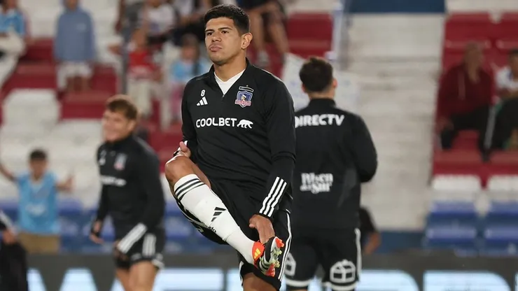Colo Colo superó a Nacional en Montevideo.