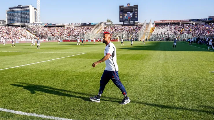 Aníbal Mosa se la juega por Arturo Vidal en Colo Colo.