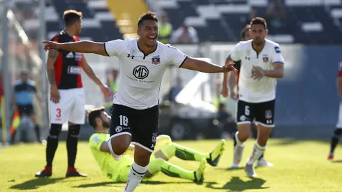 Se reúne con otro albo: aseguran que Morales jugará en Argentina.