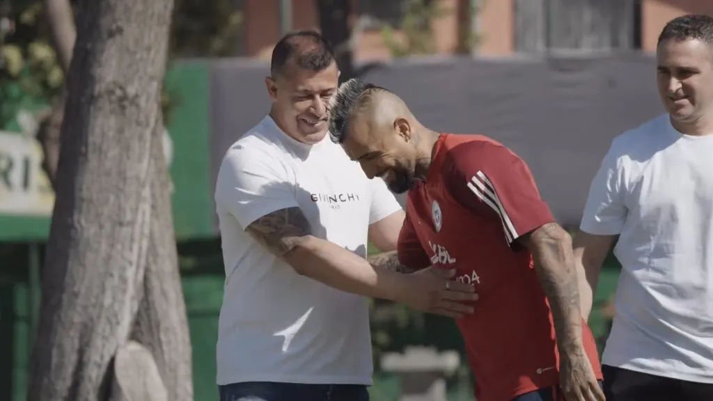 Arturo Vidal y Jorge Almirón