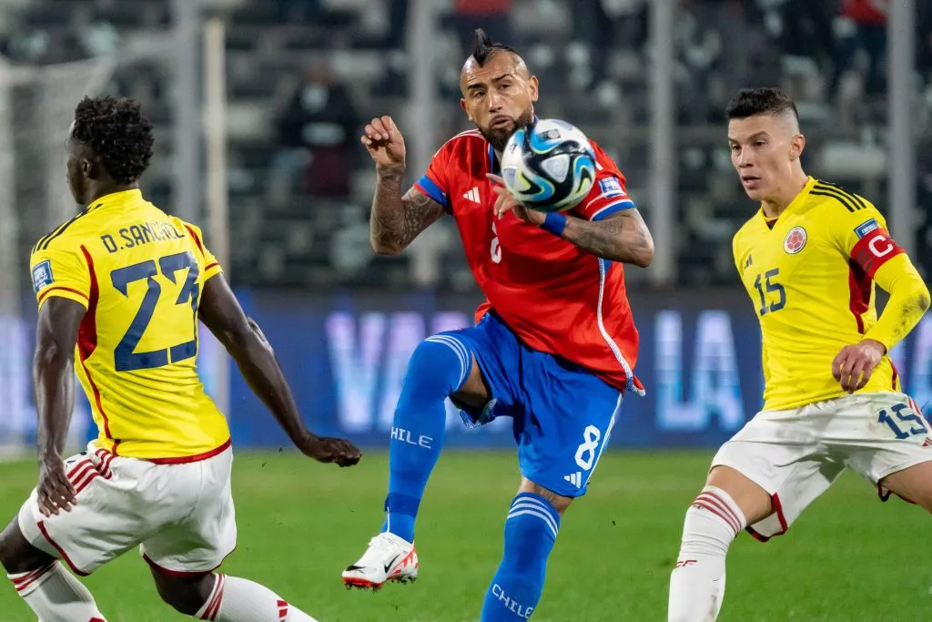 Presidenta de América de Cali pone paños fríos por el fichaje de Arturo Vidal.