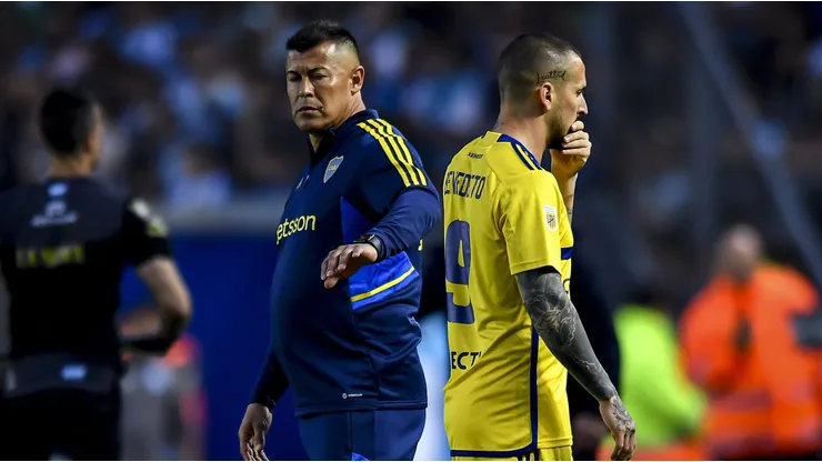 Almirón no descarta opción de Benedetto en Colo Colo.