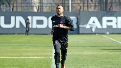 Arturo Vidal toma fuerza como refuerzo de Colo Colo. | Imagen: Photosport.