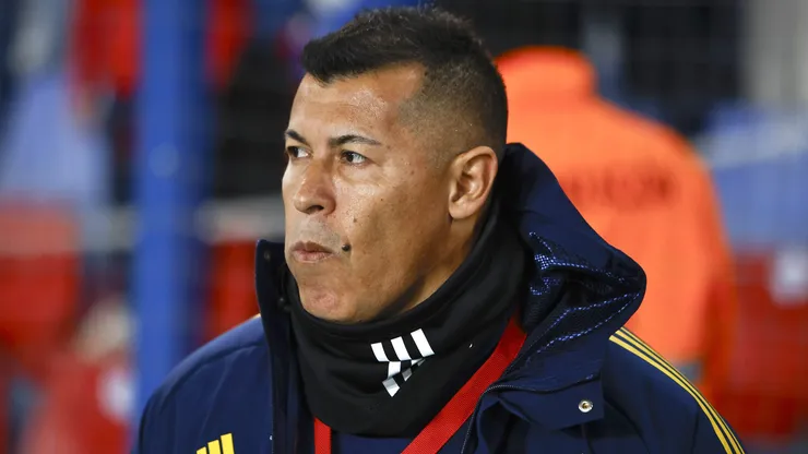 Jorge Almirón fue ratificado por el directorio de Blanco y Negro.