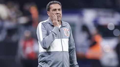 Vanderlei Luxemburgo tiene una oferta sobre la mesa.