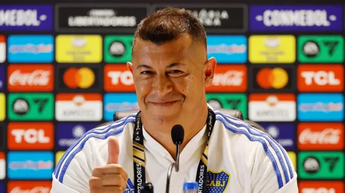 Colo Colo retomó contactos con Jorge Almirón.