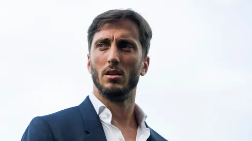 Le ponen tarea a Blanco y Negro por posible llegada de Luis Zubeldía a Colo Colo.