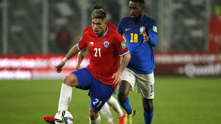 Carlos Palacios es baja en la selección chilena por lesión. | Imagen: Photosport.