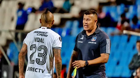 Arturo Vidal está disponible y a disposición de Almirón en Colo Colo