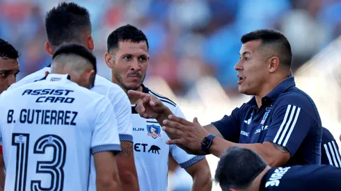 Jorge Almirón tendrá un duro trabajo con los jugadores de Colo Colo.