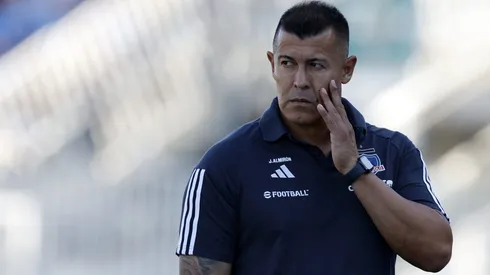 Jorge Almirón explica por qué jugó Colo Colo con un equipo B.
