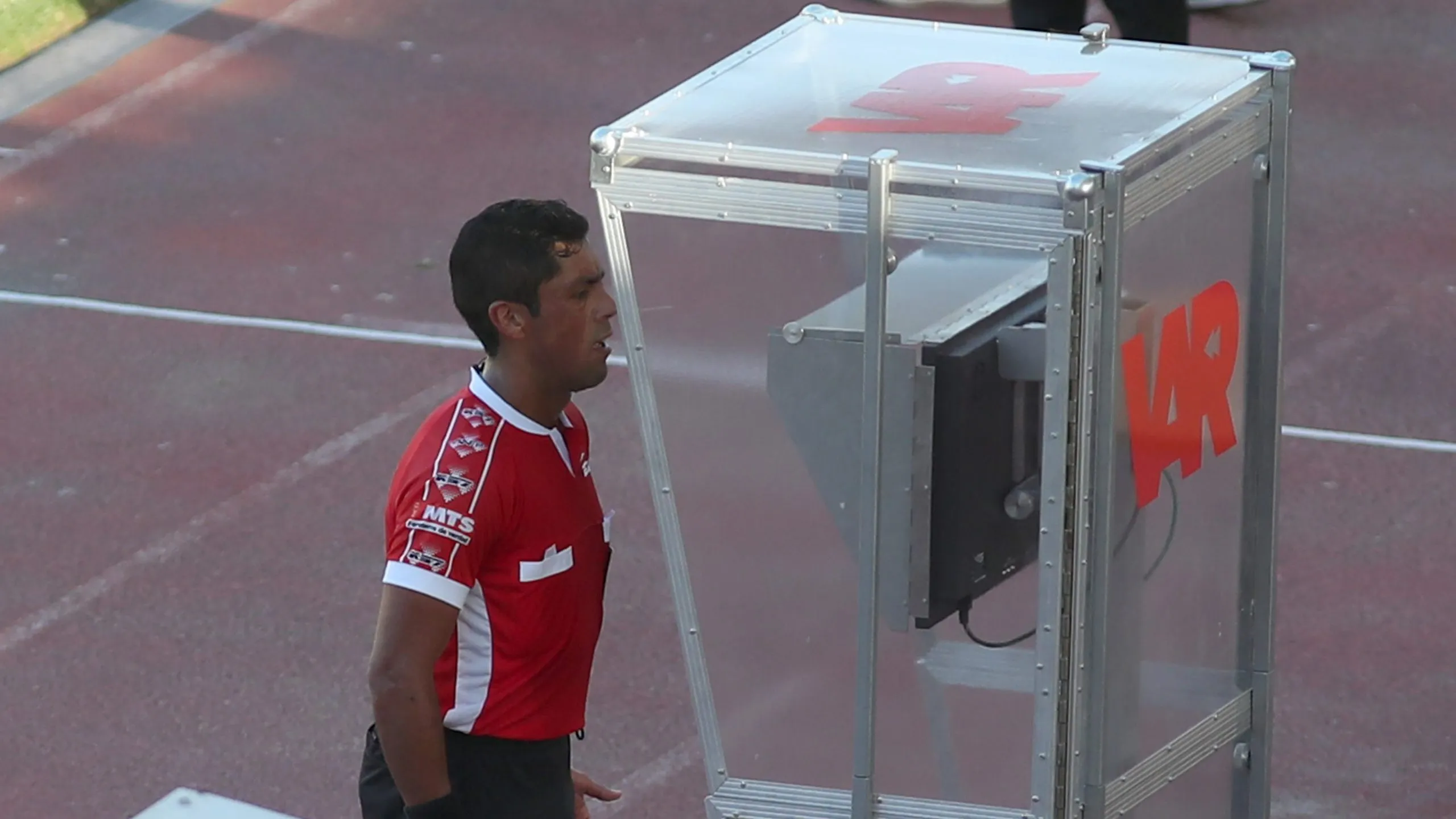 Nicolás Gamboa será el encargado de impartir justicia en el duelo entre Colo Colo y O'Higgins por la fecha 2 del Campeonato Nacional 2024.