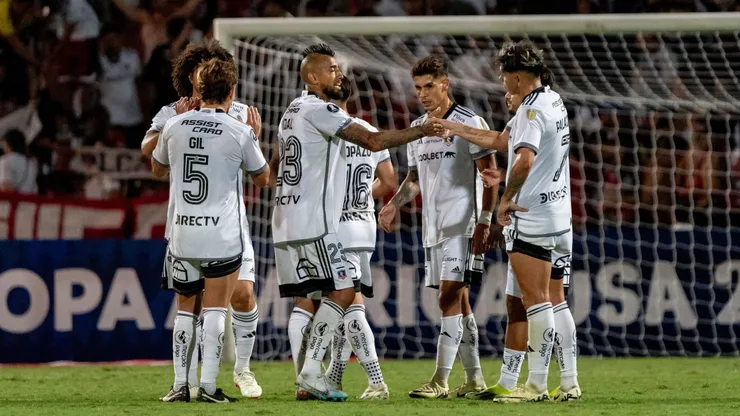 Colo Colo vio anulado un golazo vs Godoy Cruz.