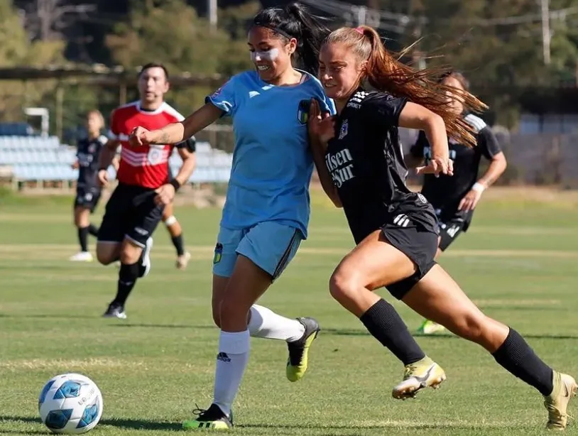Antonia Alarcón en marzo de 2022, cuando jugó su último partido profesional | Foto: Colo Colo Femenino